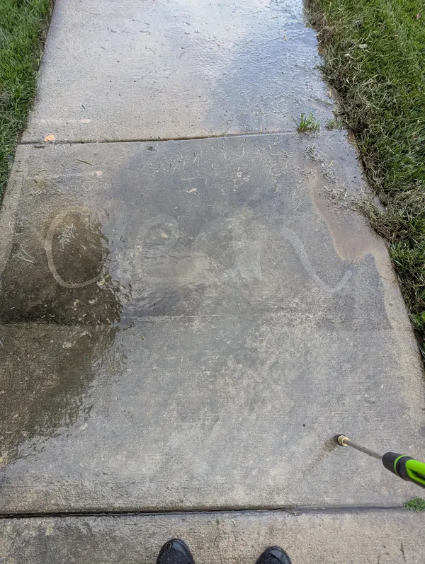 Power Washing The Sidewalk 2026